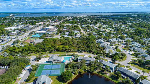 652 NE Wax Myrtle Way, Jensen Beach, FL 34957