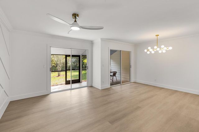 652 NE Wax Myrtle Way, Jensen Beach, FL 34957