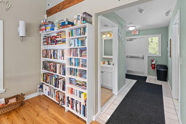 652 NE Wax Myrtle Way, Jensen Beach, FL 34957