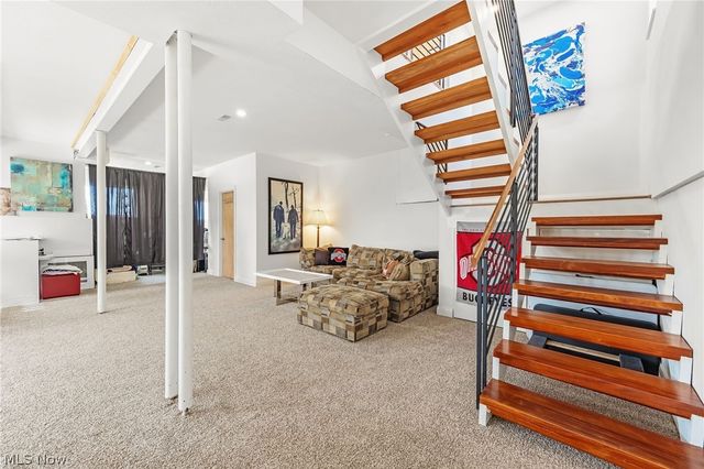 280 Buckeye Drive 7, Sheffield Lake, OH 44054