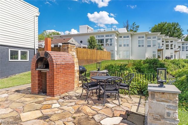 280 Buckeye Drive 7, Sheffield Lake, OH 44054