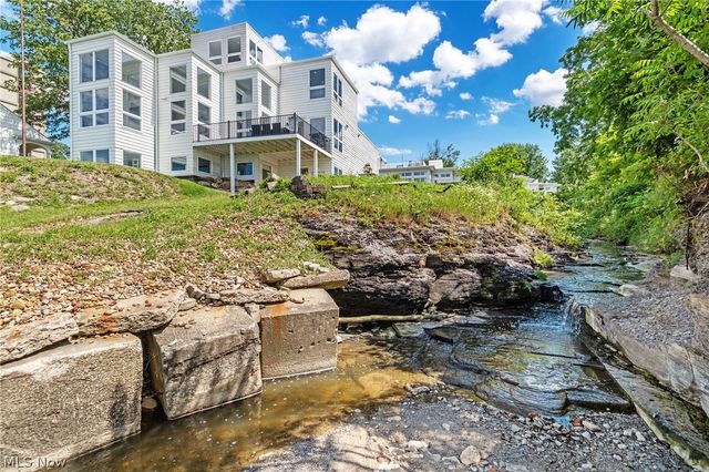 280 Buckeye Drive 7, Sheffield Lake, OH 44054