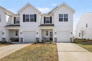 1832 Pheasant Trace Circle, Kernersville, NC 27284