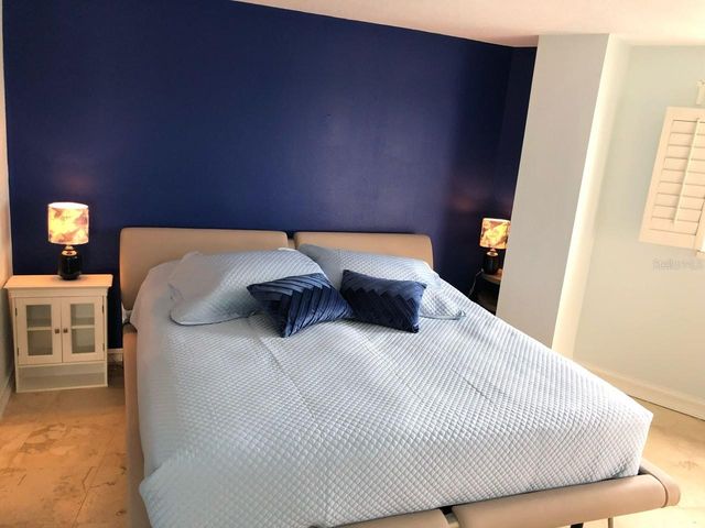 610 ISLAND WAY 608, Clearwater Beach, FL 33767