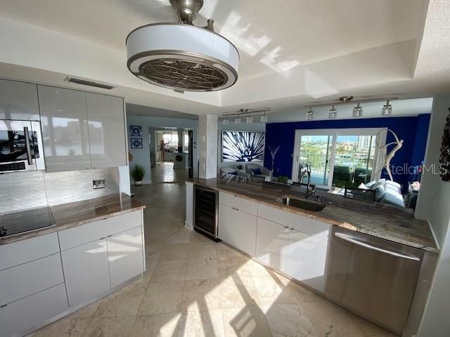 610 ISLAND WAY 608, Clearwater Beach, FL 33767