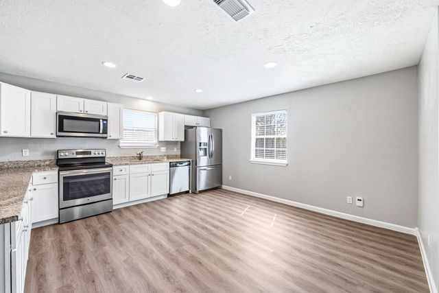 17343 Western Hill Drive, Conroe, TX 77302