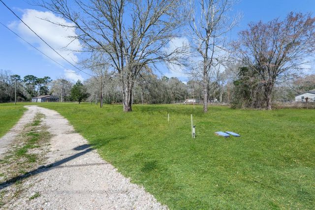 17343 Western Hill Drive, Conroe, TX 77302