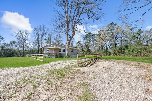 17343 Western Hill Drive, Conroe, TX 77302