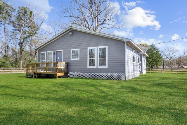 17343 Western Hill Drive, Conroe, TX 77302