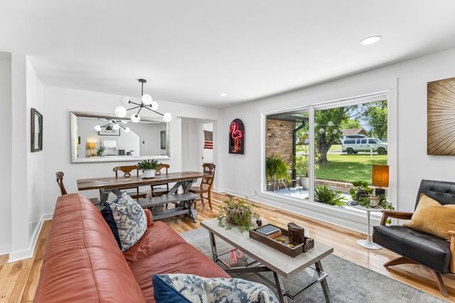 146 Fairways Dr, Hendersonville, TN 37075