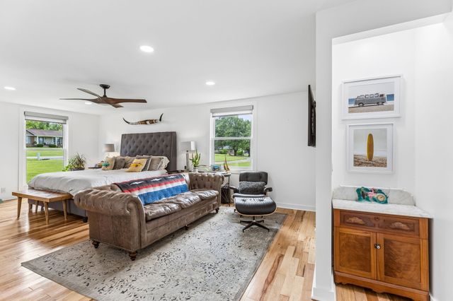 146 Fairways Dr, Hendersonville, TN 37075