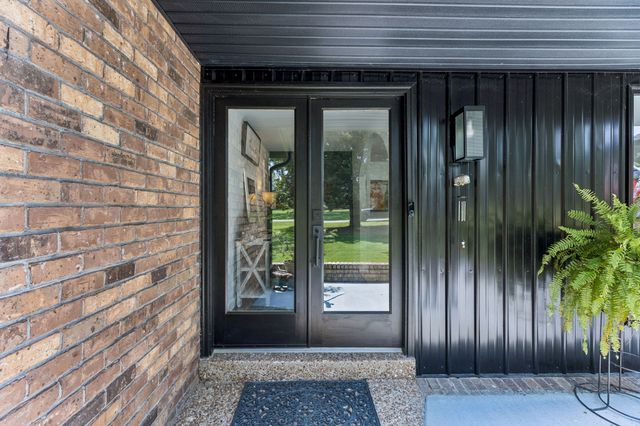 146 Fairways Dr, Hendersonville, TN 37075