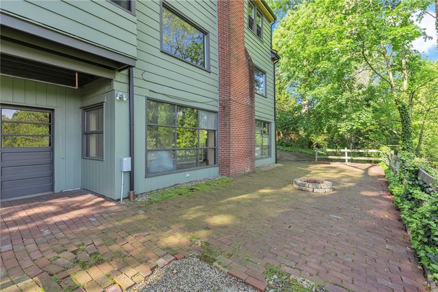 390 4th Street Patterson Heights, Patterson Heights, PA 15010