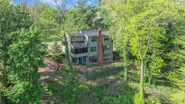 390 4th Street Patterson Heights, Patterson Heights, PA 15010