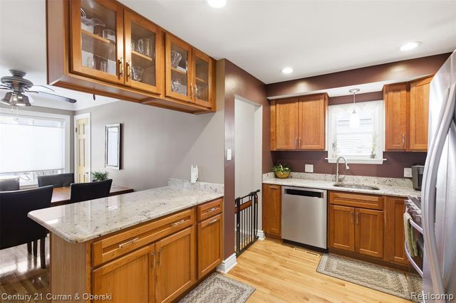 3345 Parker Street, Dearborn, MI 48124