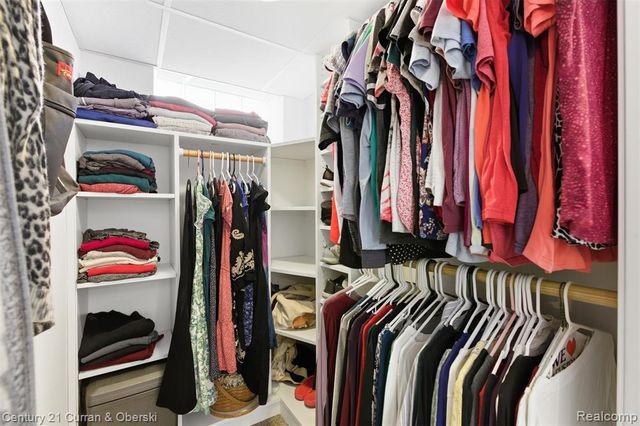 3345 Parker Street, Dearborn, MI 48124