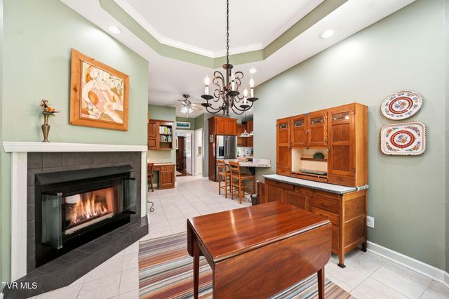 415 Ridge Point Court, Piney Flats, TN 37686