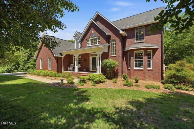 415 Ridge Point Court, Piney Flats, TN 37686