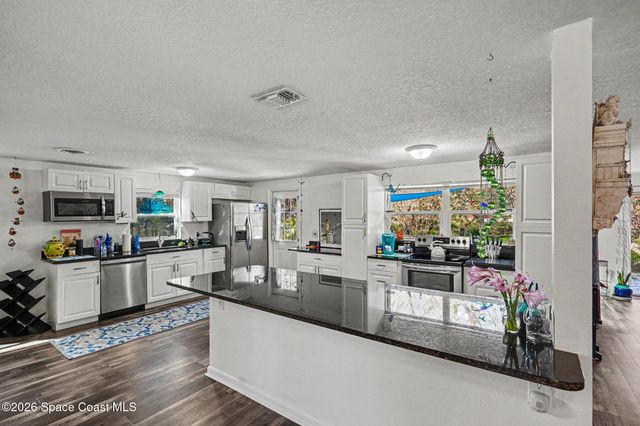 427 Lynn Avenue, Melbourne, FL 32935
