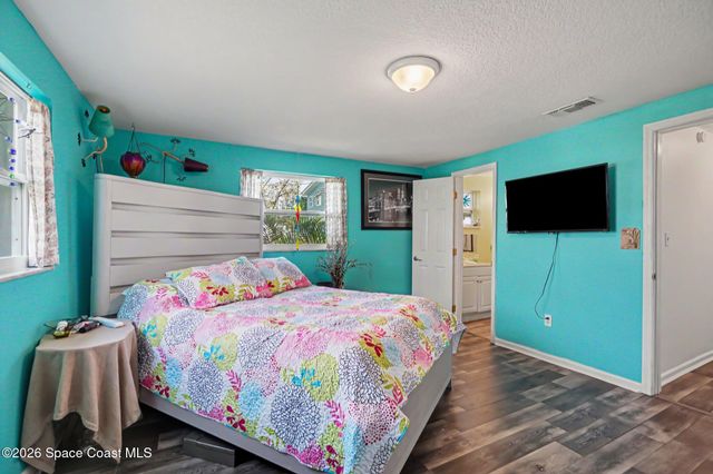 427 Lynn Avenue, Melbourne, FL 32935
