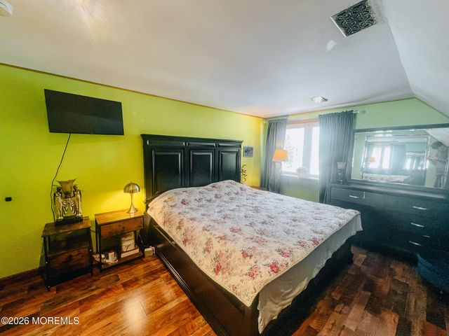 6 Hillcrest Road, Manalapan, NJ 07726