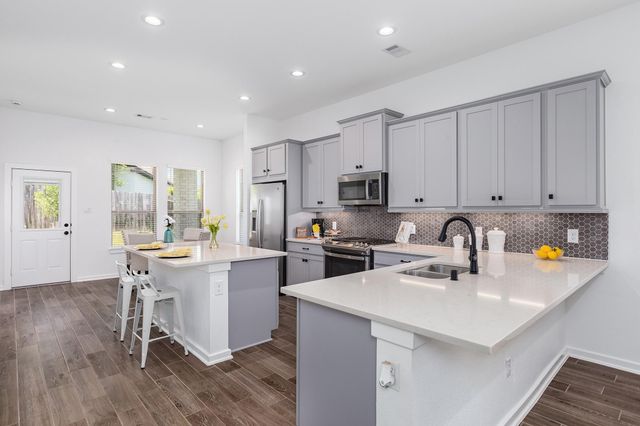 120 Lukewood Circle, Conroe, TX 77318