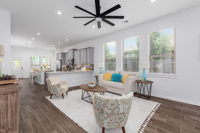 120 Lukewood Circle, Conroe, TX 77318