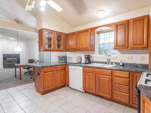 7303 W Division Road, Bargersville, IN 46106