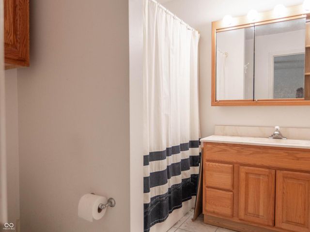 7303 W Division Road, Bargersville, IN 46106