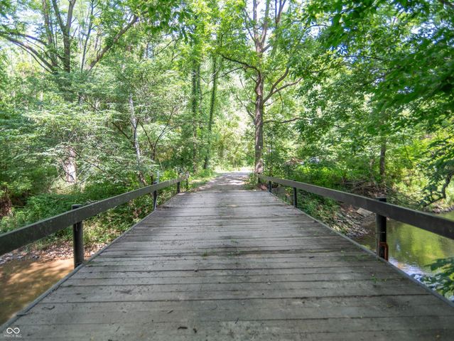 7303 W Division Road, Bargersville, IN 46106