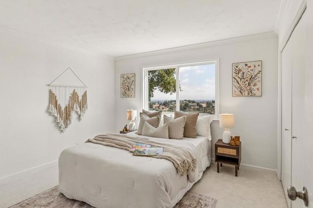 10955 Stonebrook Drive, Los Altos, CA 94024
