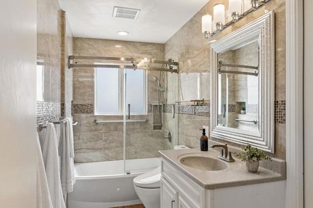 10955 Stonebrook Drive, Los Altos, CA 94024