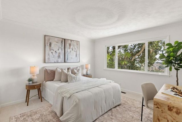 10955 Stonebrook Drive, Los Altos, CA 94024