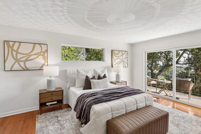 10955 Stonebrook Drive, Los Altos, CA 94024