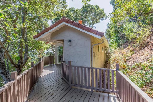 10955 Stonebrook Drive, Los Altos, CA 94024