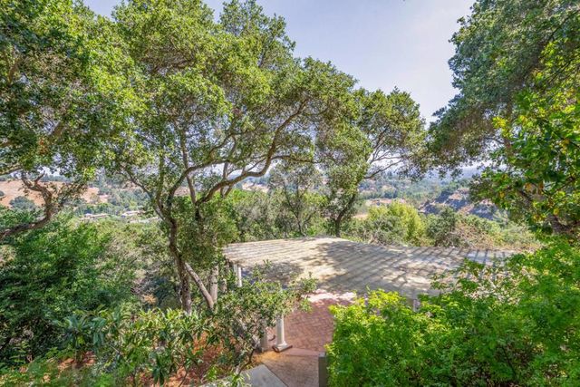 10955 Stonebrook Drive, Los Altos, CA 94024
