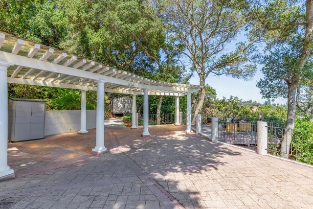 10955 Stonebrook Drive, Los Altos, CA 94024