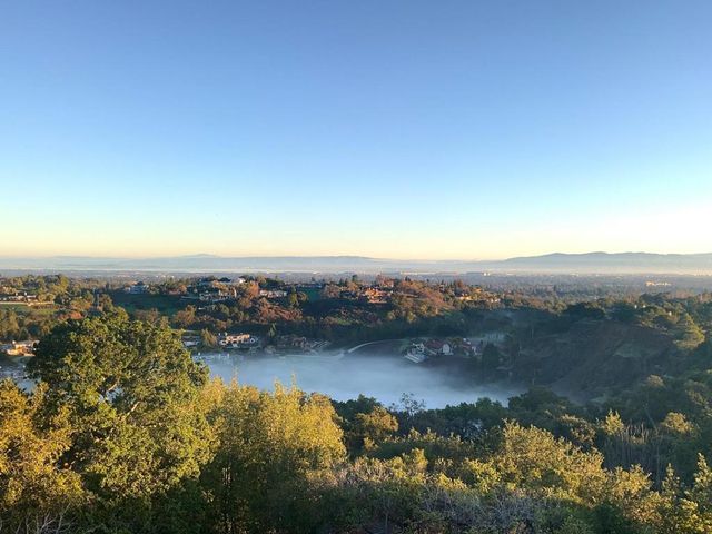 10955 Stonebrook Drive, Los Altos, CA 94024
