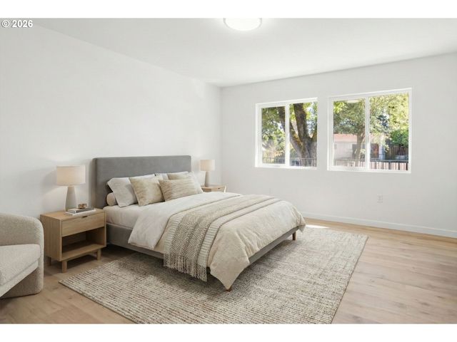 142 Ne 128TH Ave, Portland, OR 97230