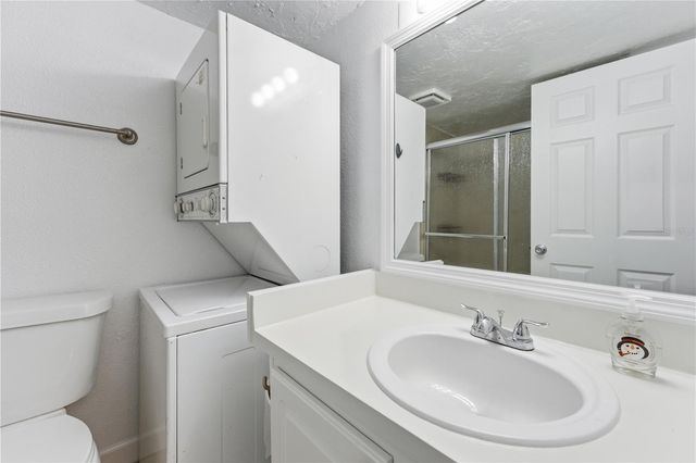 139 OYSTER BAY CIRCLE 160, Altamonte Springs, FL 32701