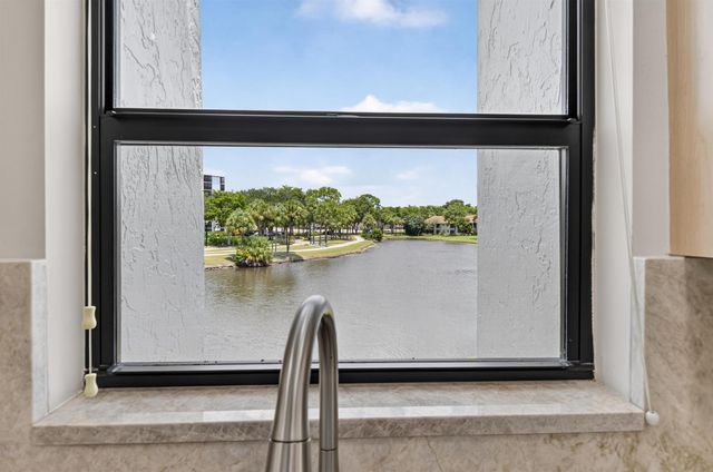 7759 Lakeside Boulevard G806, Boca Raton, FL 33434