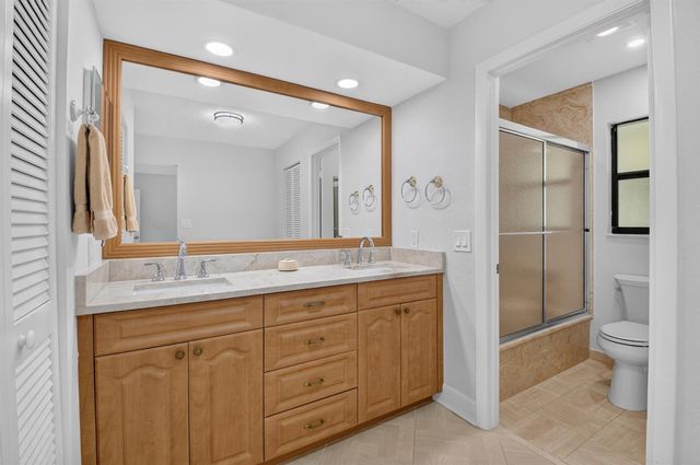 7759 Lakeside Boulevard G806, Boca Raton, FL 33434