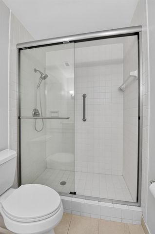 7759 Lakeside Boulevard G806, Boca Raton, FL 33434