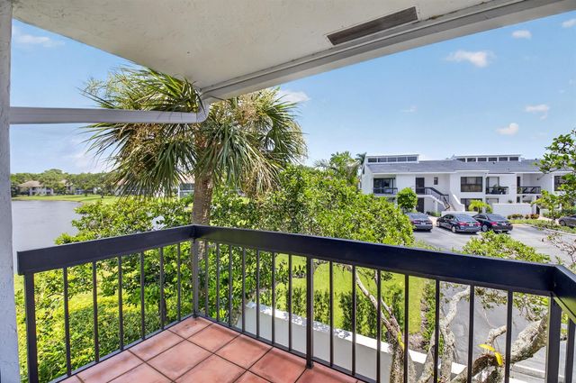 7759 Lakeside Boulevard G806, Boca Raton, FL 33434