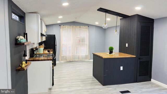 201 FOREST GREEN, Aberdeen, MD 21001