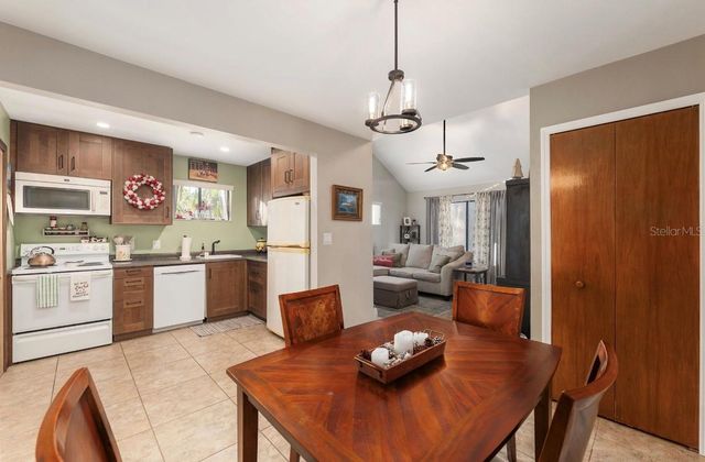 3468 NW 37TH AVENUE, Gainesville, FL 32605