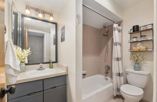 3468 NW 37TH AVENUE, Gainesville, FL 32605