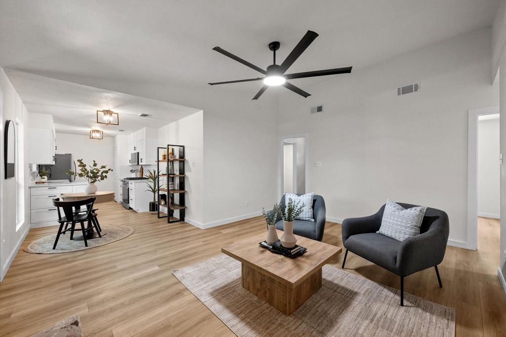 7002 Teaberry DR, Austin, TX 78745