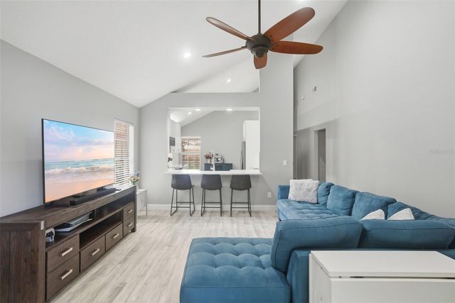 324 DORNOCH COURT, Winter Springs, FL 32708