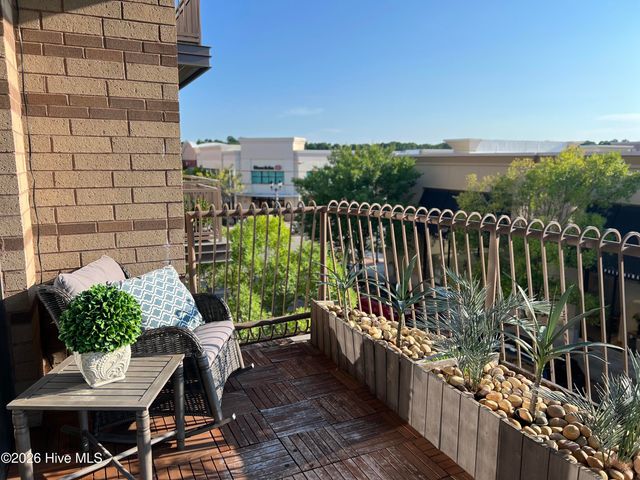 6831 Main Street Unit 212, Wilmington, NC 28405